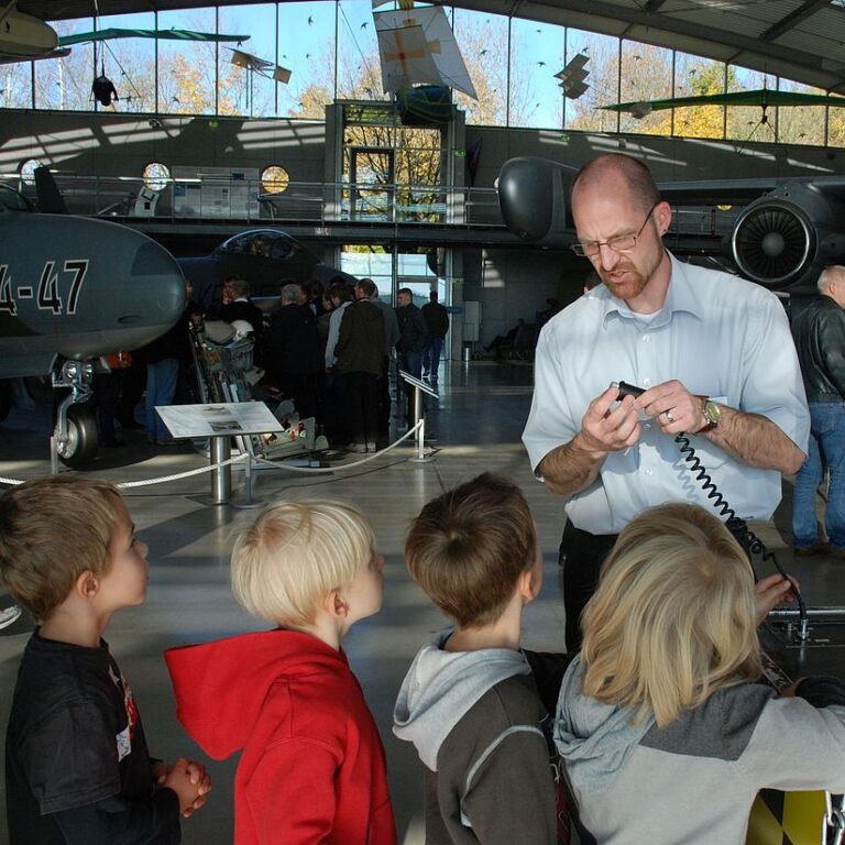 Fahrt zur Flugwerft Schleißheim (Deutsches Museum)